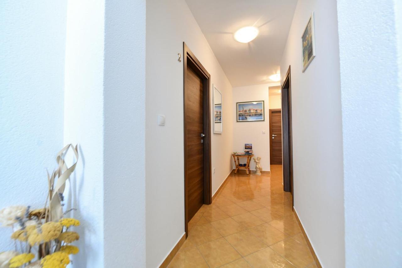 Apartments Villa Miranda Vodice Exterior photo